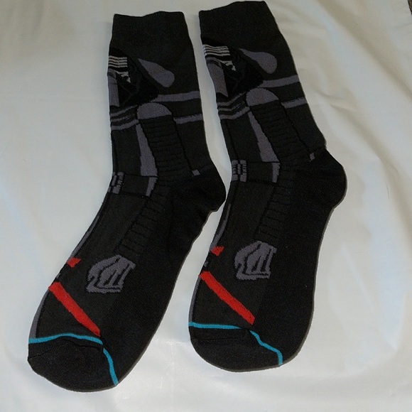 NWOT Star Wars Novelty Character Socks Men's Size 7-10 Buy more and save! - Picture 2 of 3